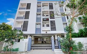 Super Hotel O Valasaravakkam Near Chandra Metro Mall